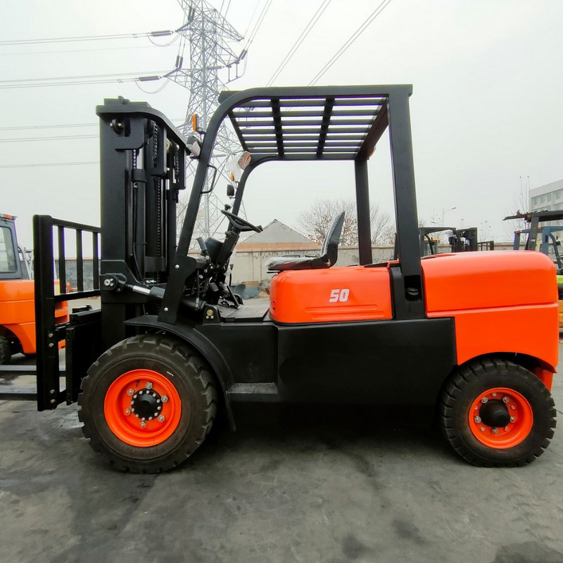 Small 5 Ton Diesel Forklift