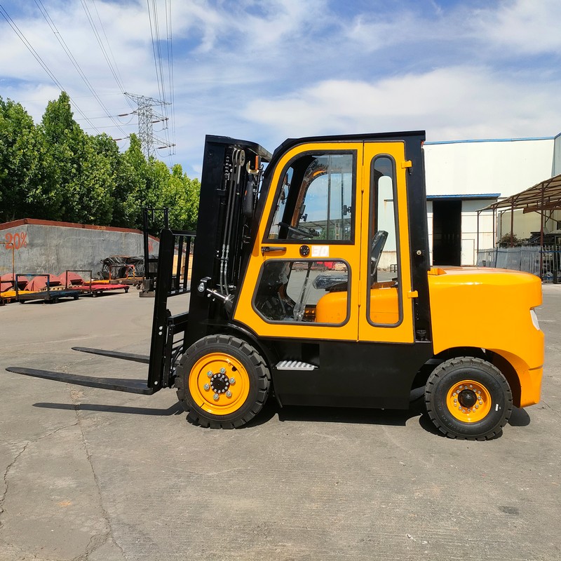 Diesel Forklift with Cab
