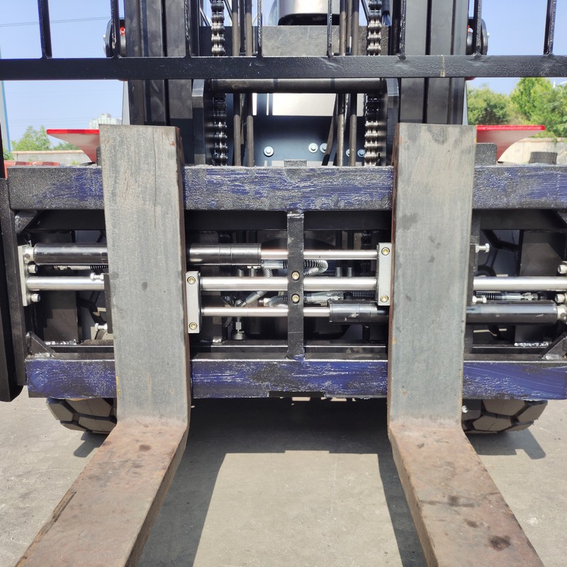 Forklift Adjustable Spread Fork