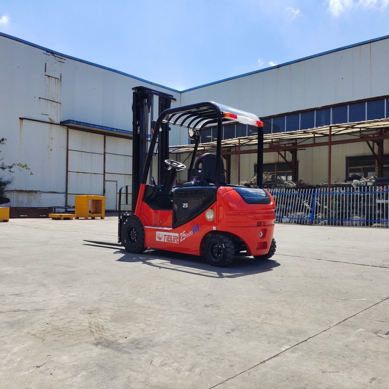 Electric Forklift