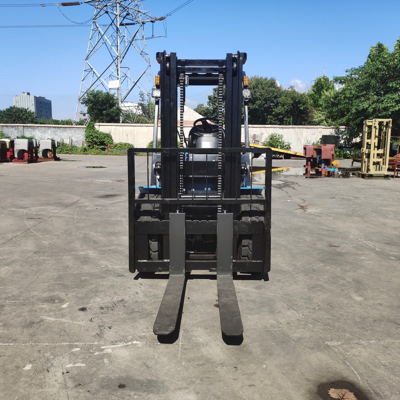 Electric Counterbalance Truck