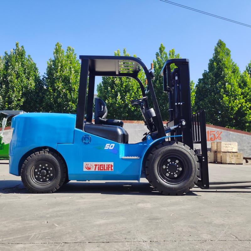 Electric Counterbalance Truck