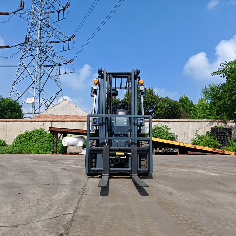 2.5 Ton Diesel Forklift