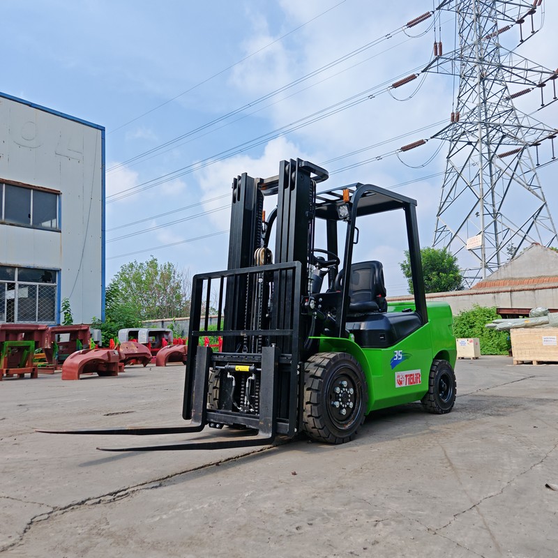 EV Forklift