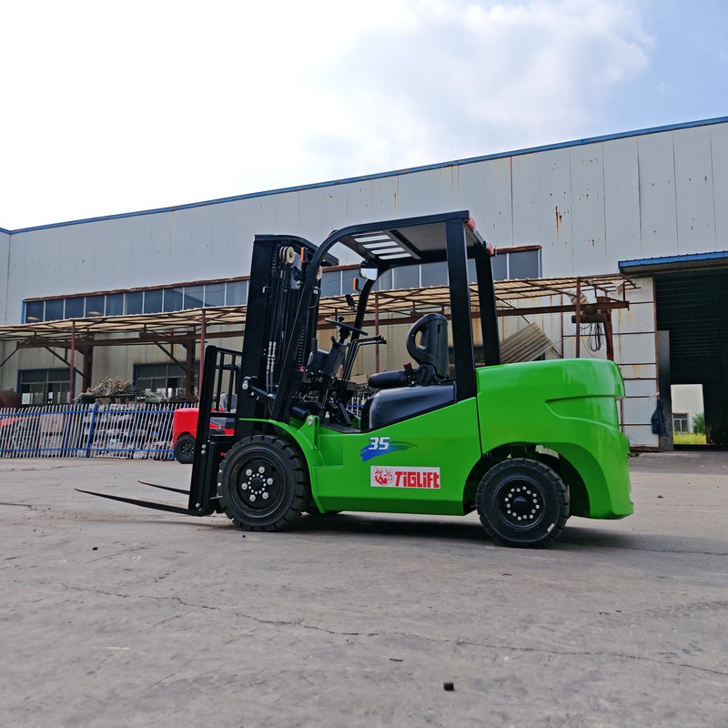 EV Forklift
