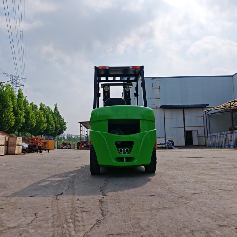 EV Forklift