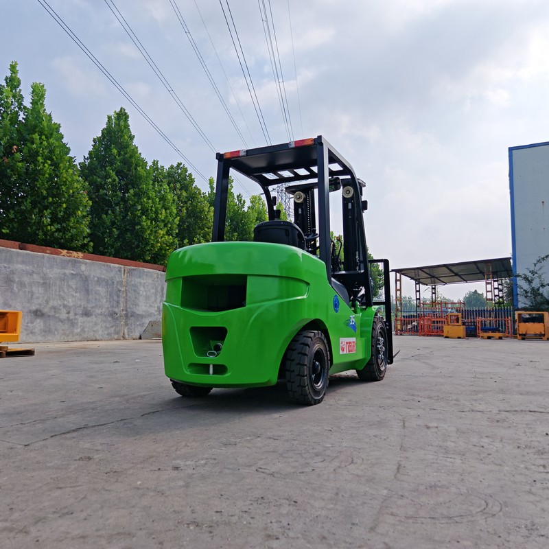 EV Forklift