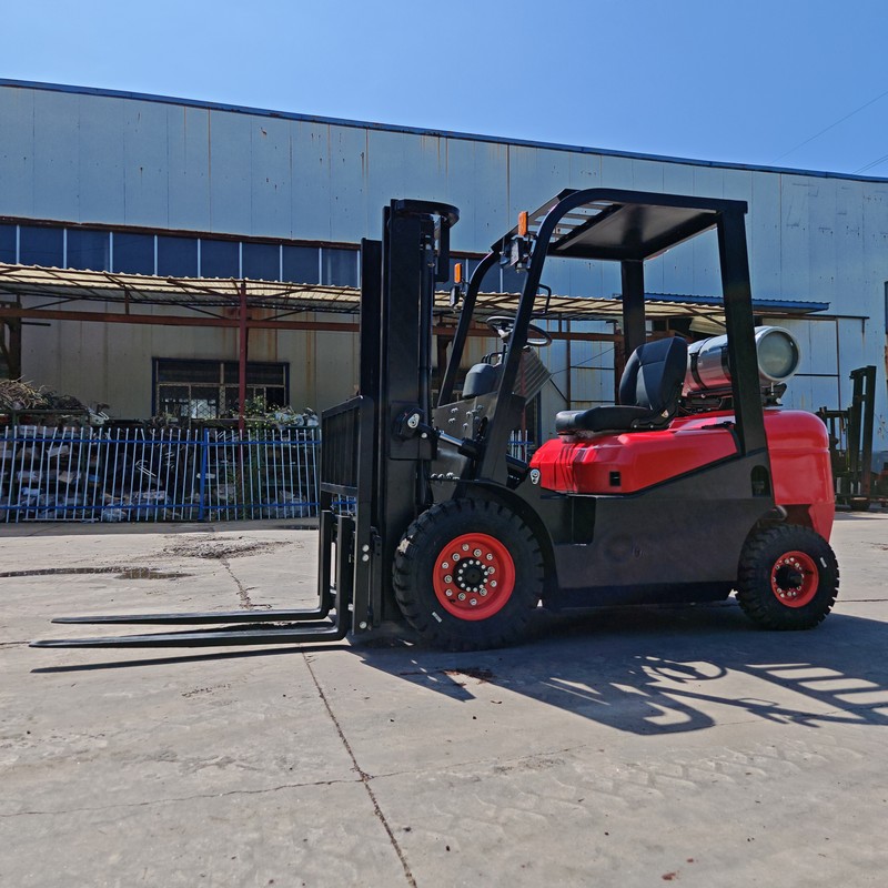 2 Ton LPG Forklift