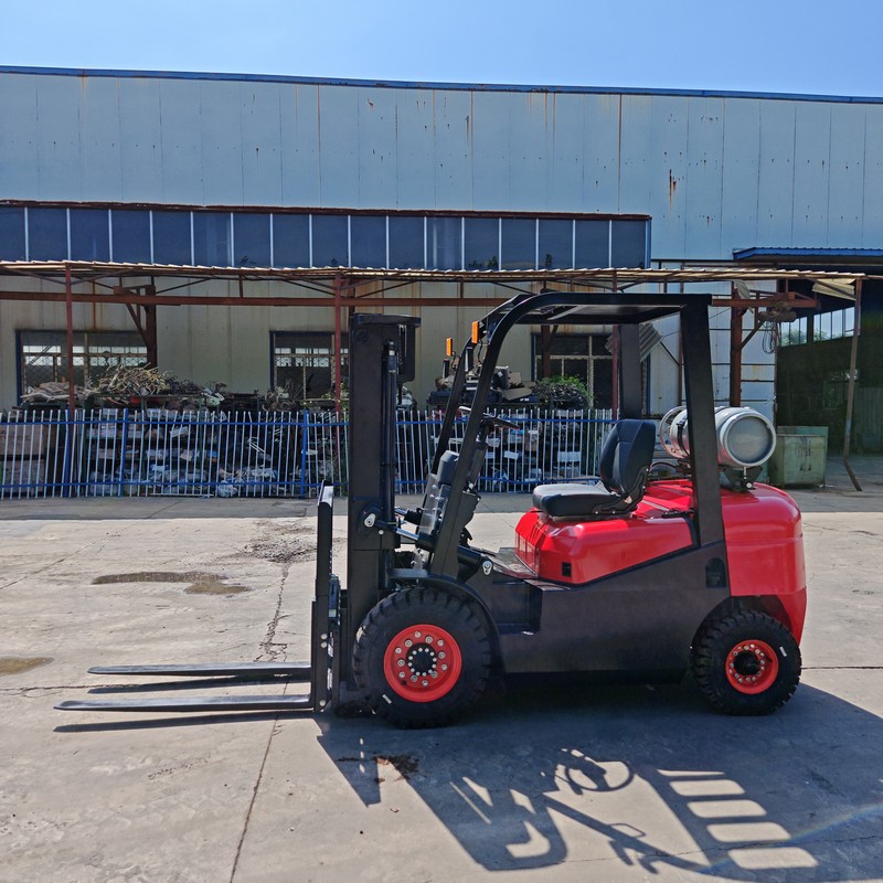 2 Ton LPG Forklift