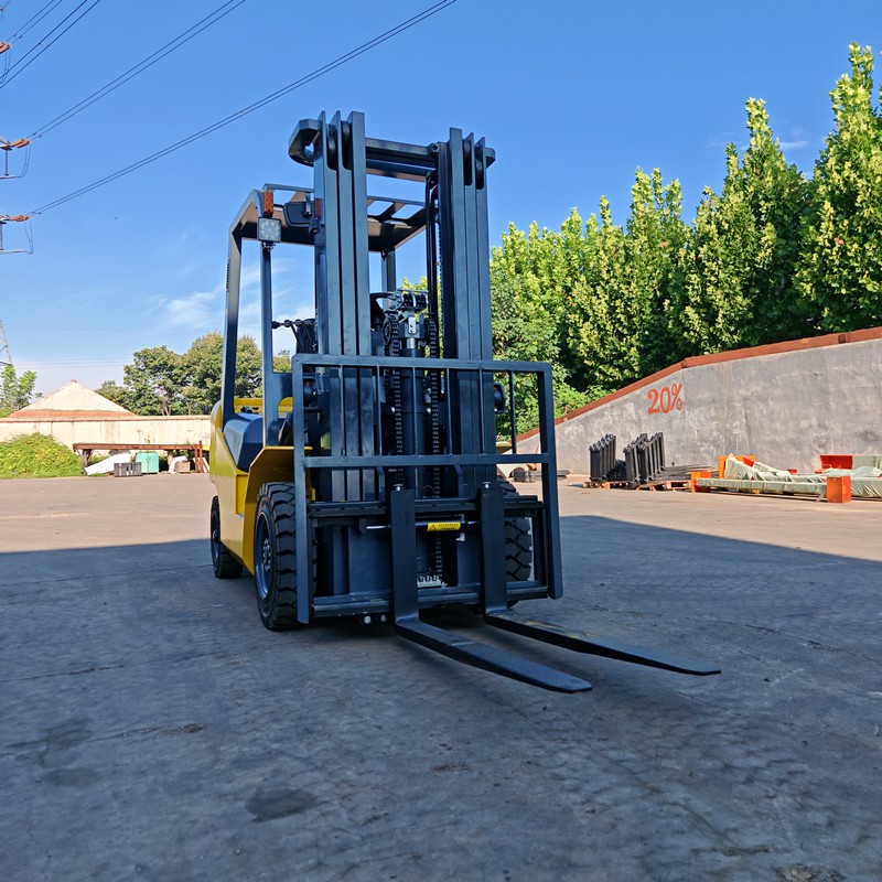 2.5T Diesel Forklift