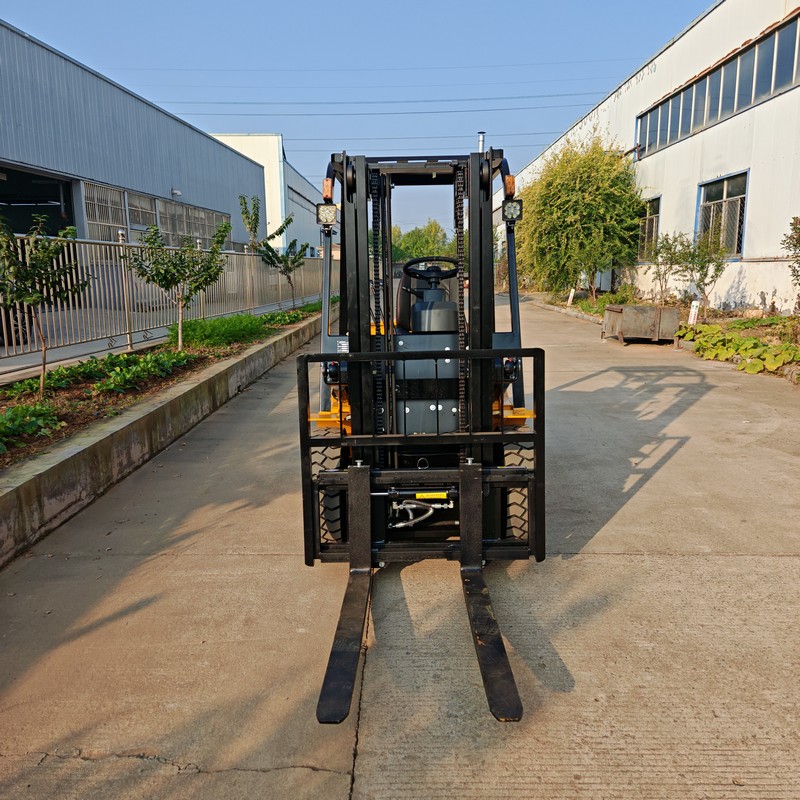 2T Diesel Forklift