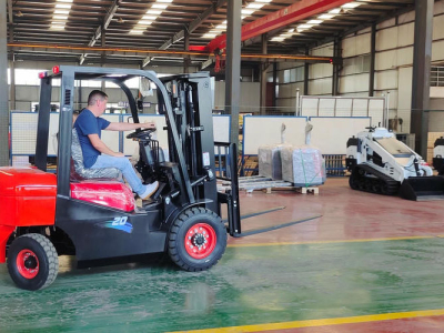 Forklift