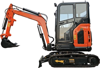 COMPACT EXCAVATOR