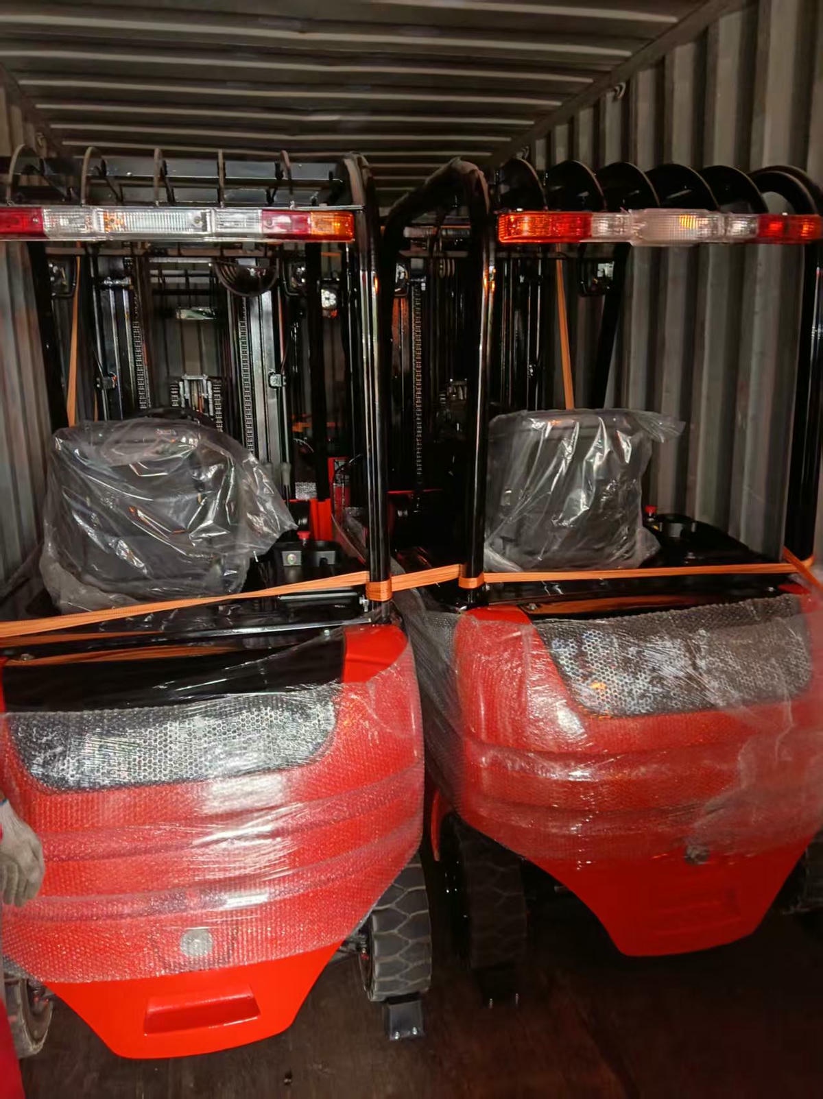 Electric Forklift Shipment Photo