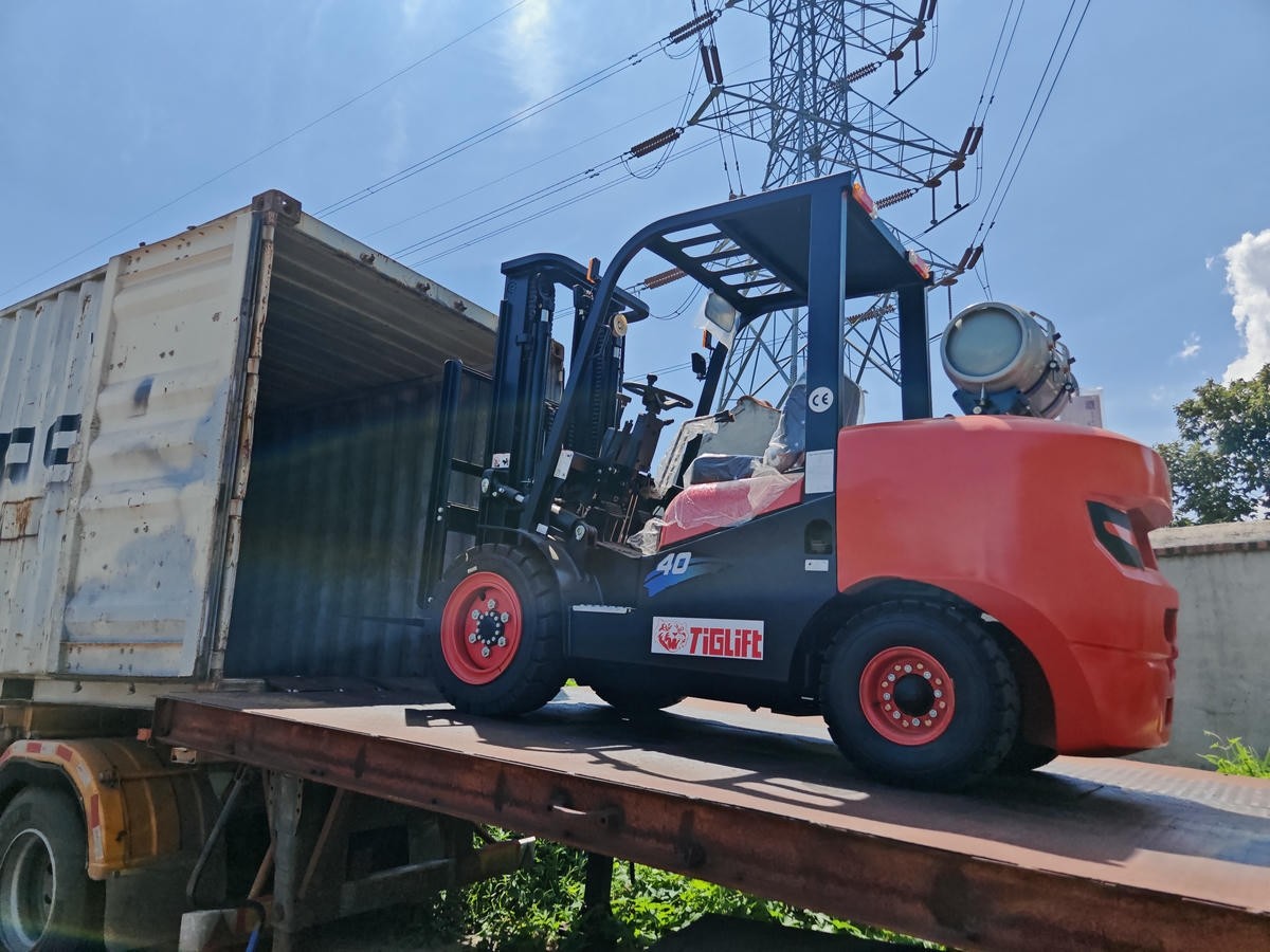 LPG Forklift Shipment Photo