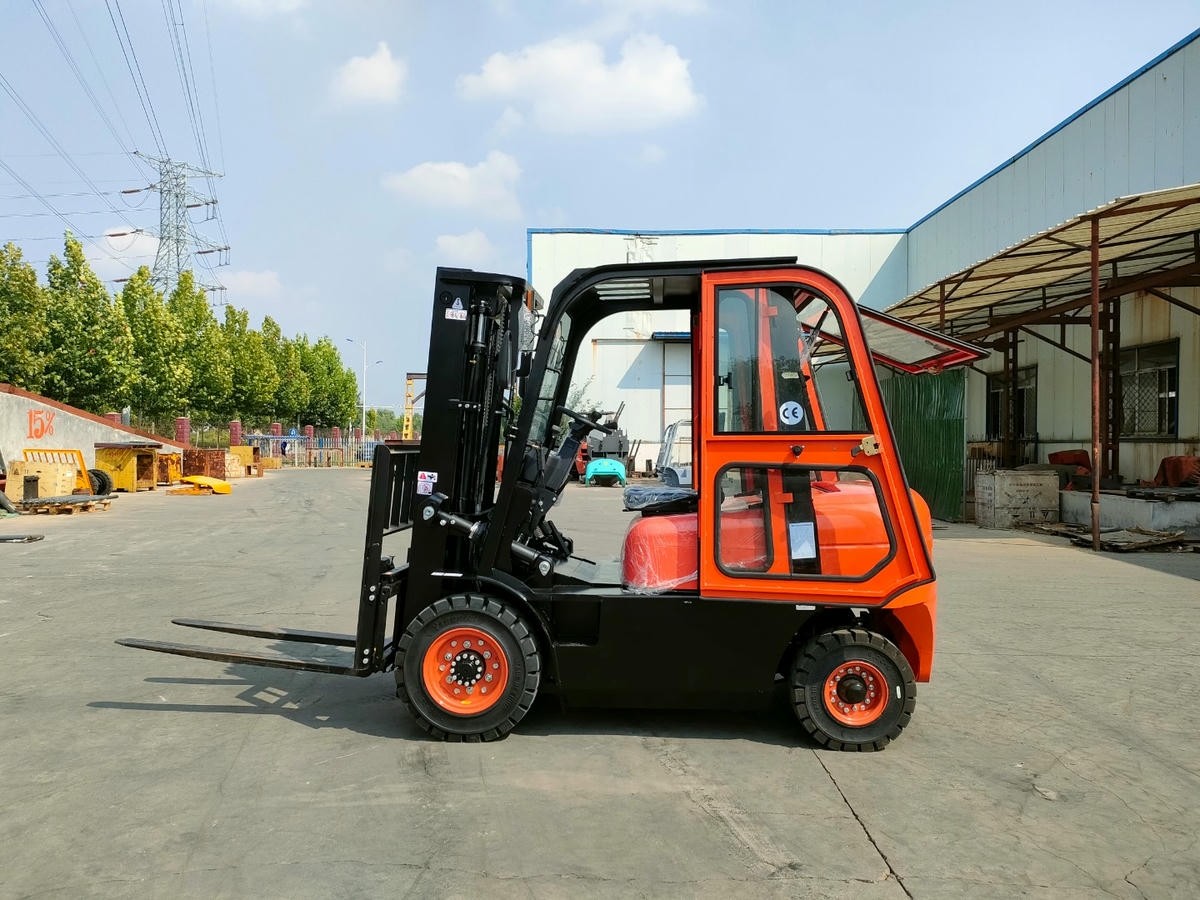 Forklift with Cab Forklift with Cab