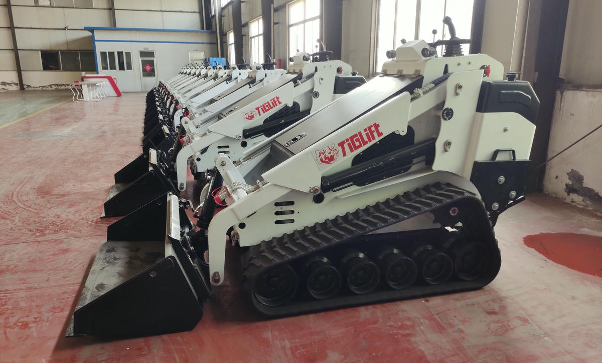 Skid Steer Loader