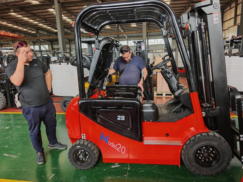 2 ton electric forklift 2 ton electric forklift